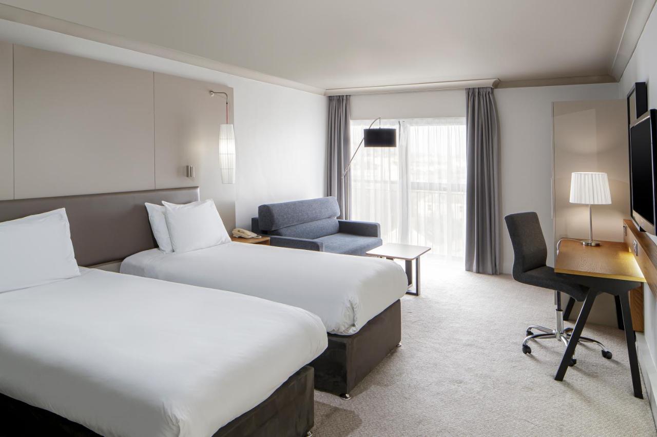Crowne Plaza Plymouth By Ihg Hotel Exterior photo