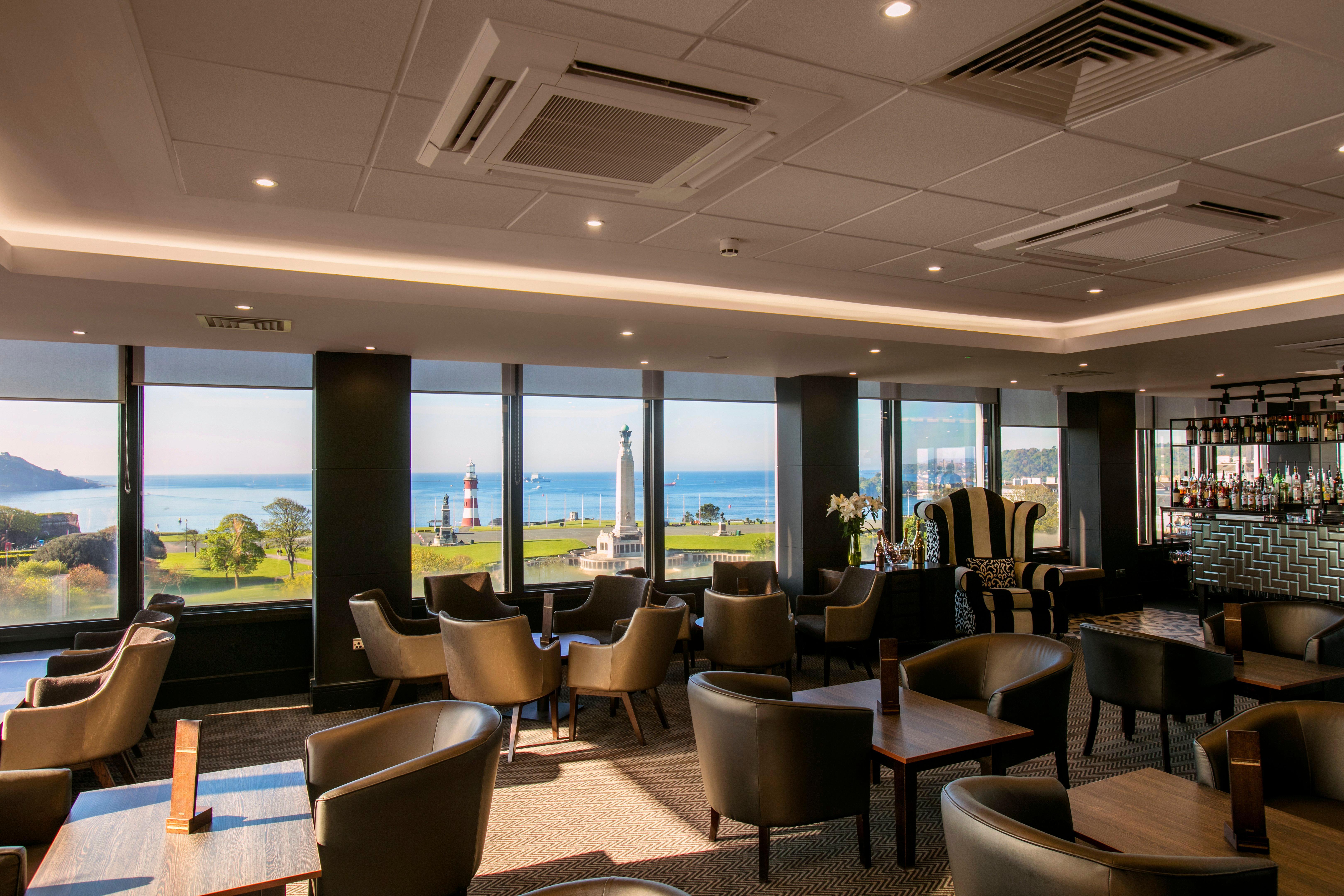 Crowne Plaza Plymouth By Ihg Hotel Exterior photo