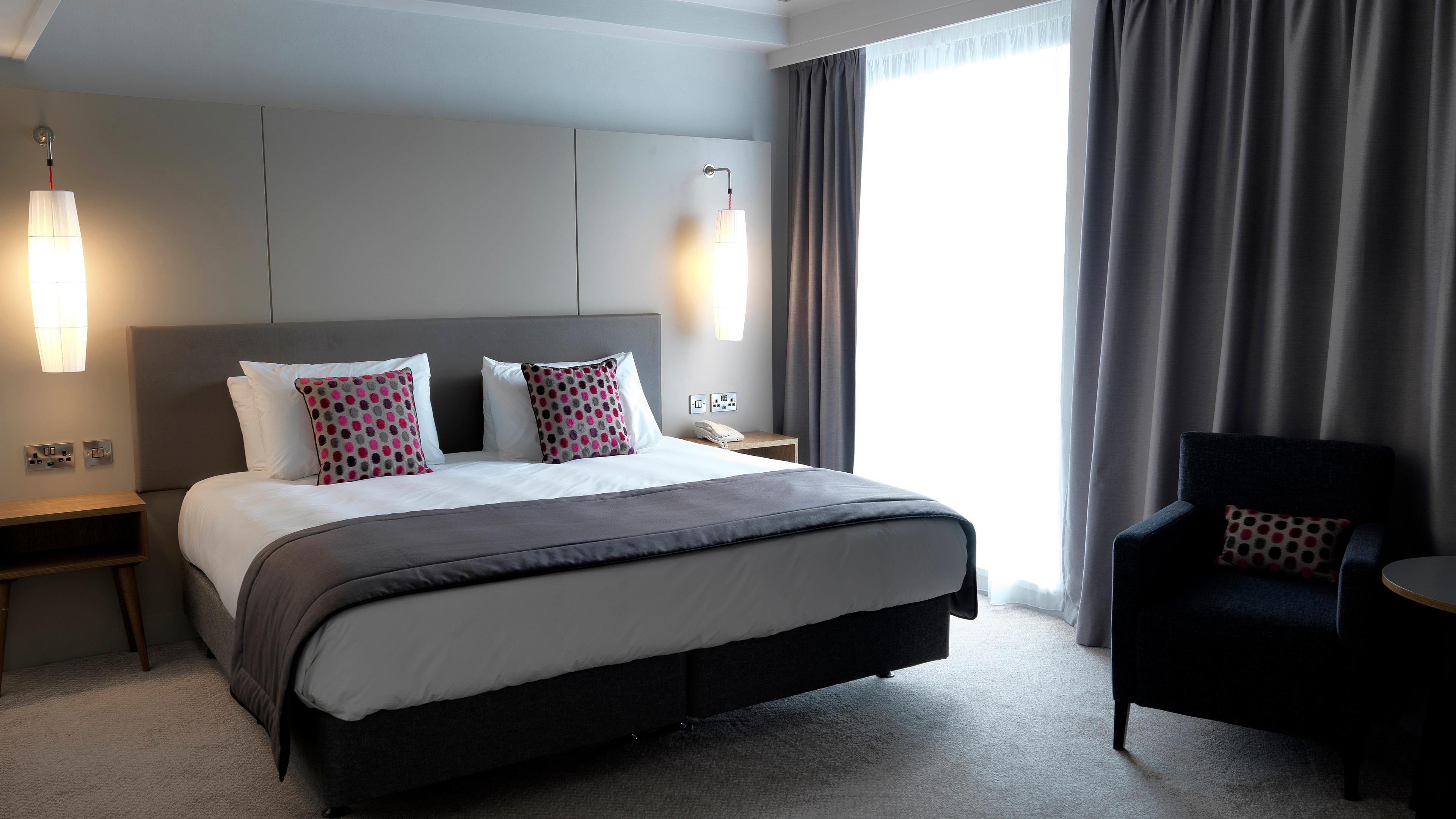 Crowne Plaza Plymouth By Ihg Hotel Exterior photo