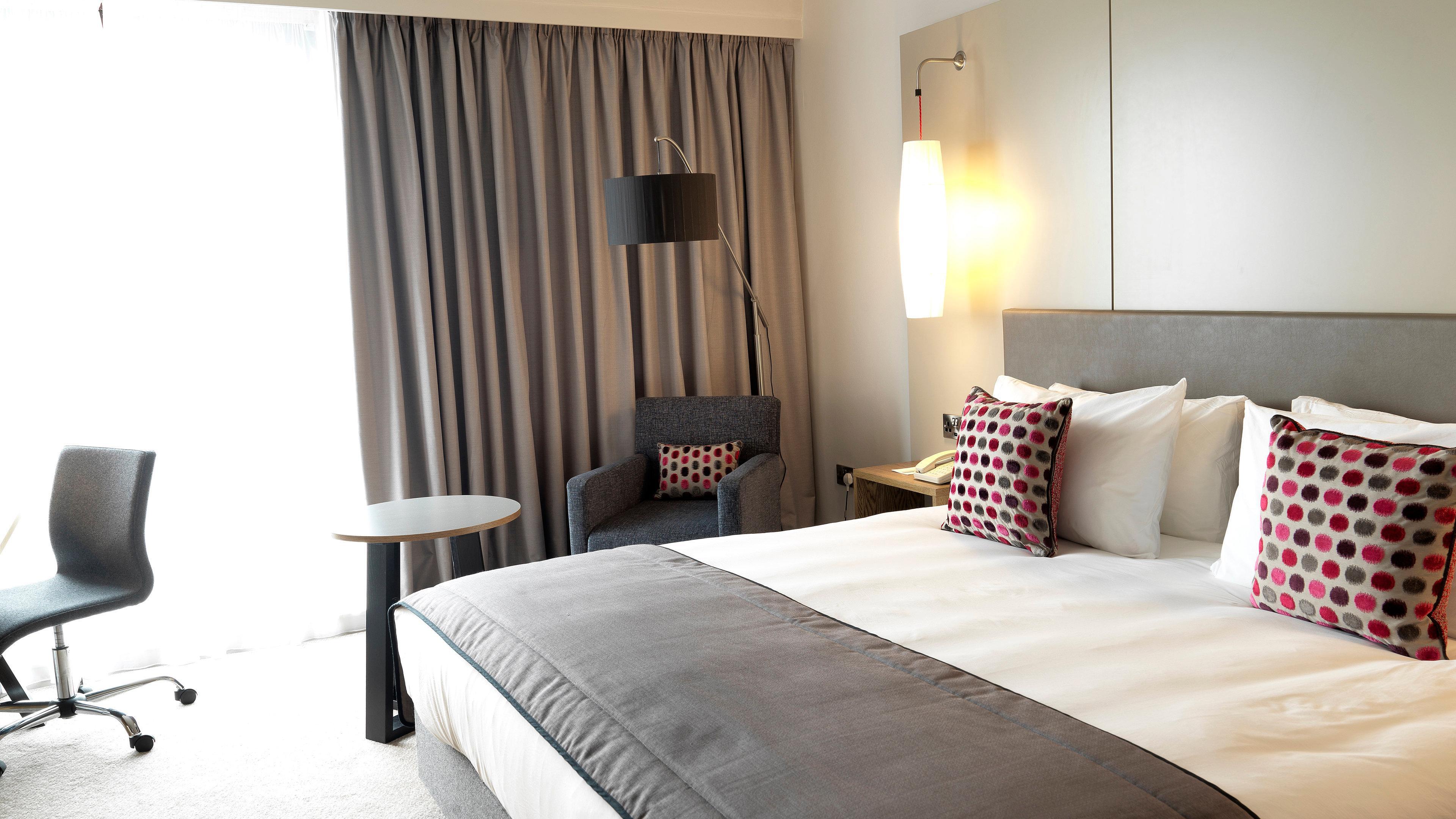 Crowne Plaza Plymouth By Ihg Hotel Exterior photo
