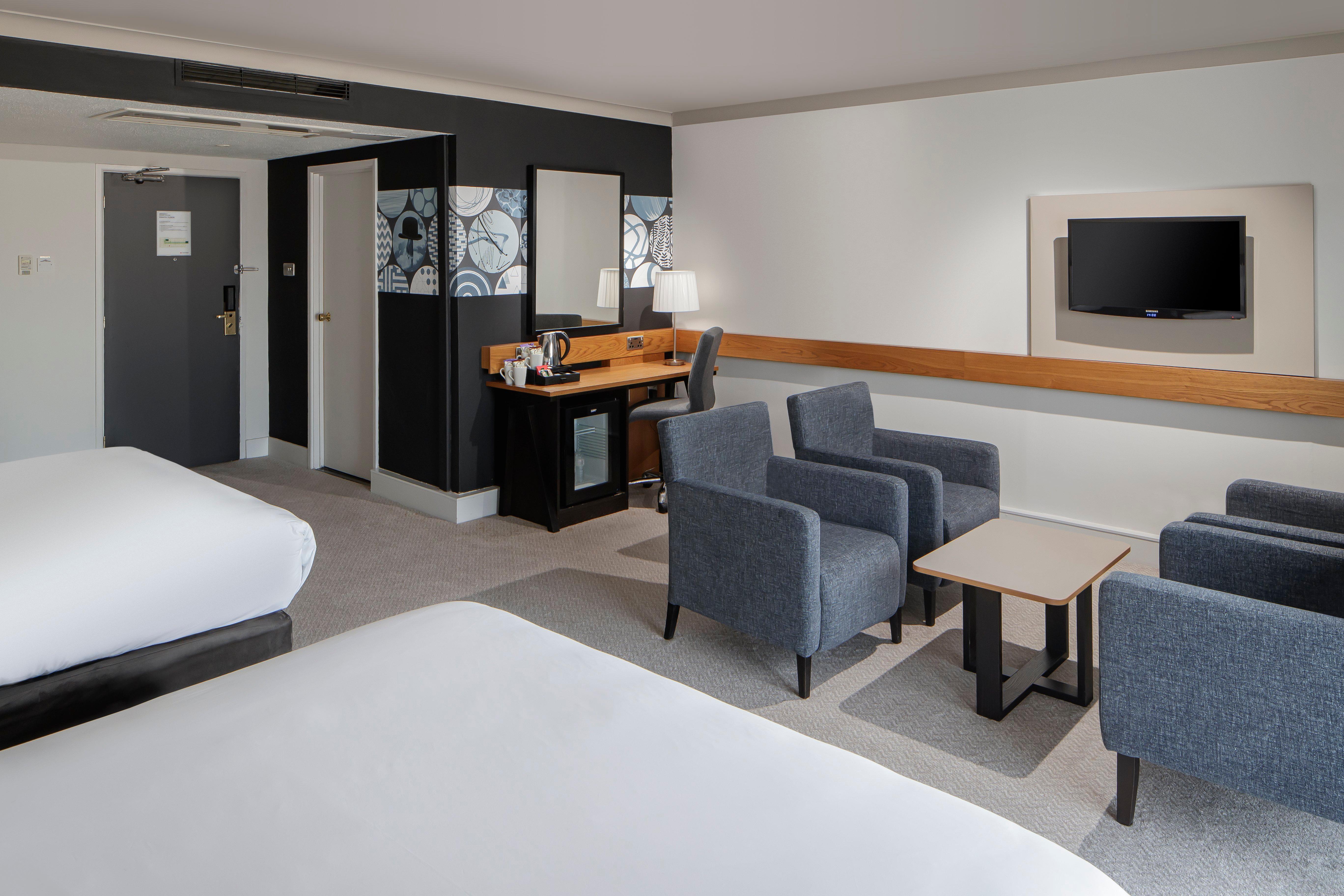 Crowne Plaza Plymouth By Ihg Hotel Exterior photo