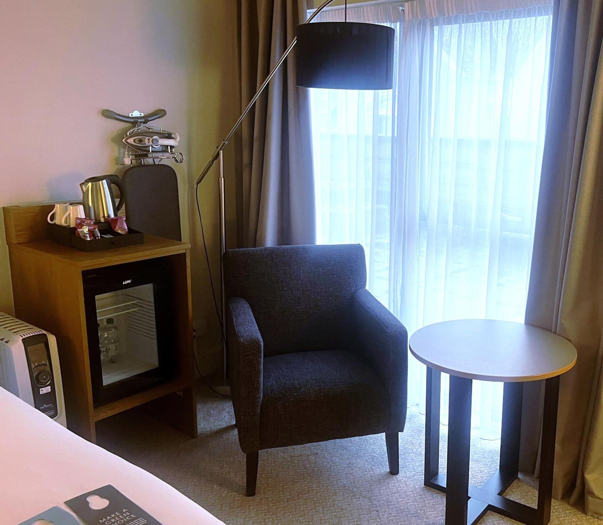 Crowne Plaza Plymouth By Ihg Hotel Exterior photo